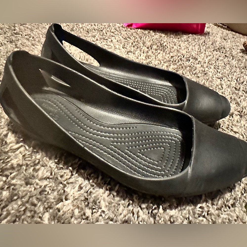 Crocs flats